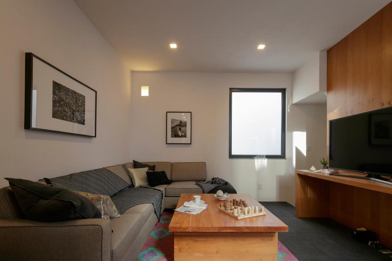 Suites Everness 과달라하라 외부 사진